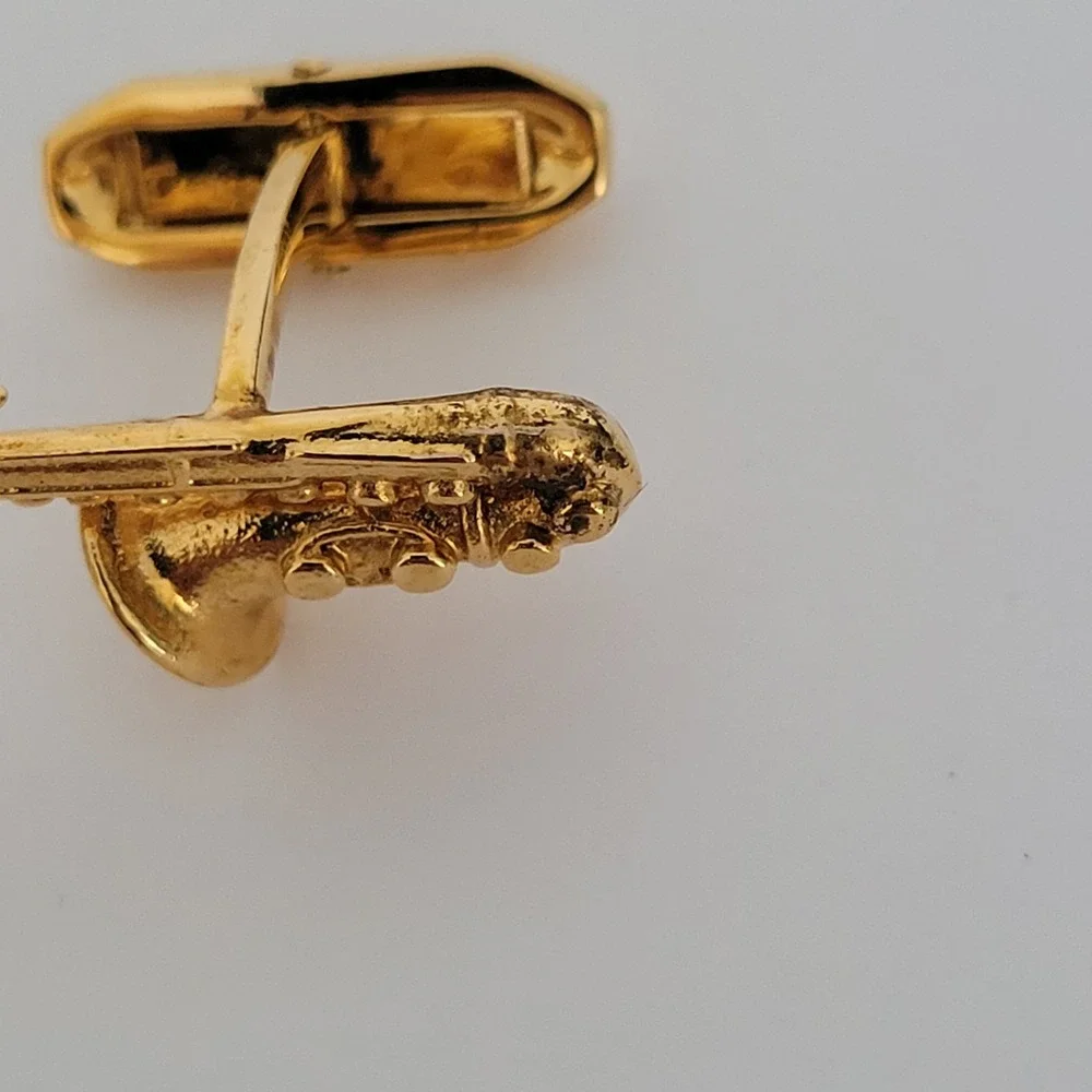 Dolce & Gabbana Mens Saxophone Cufflinks Gold Tone Made in Italy Music Theme